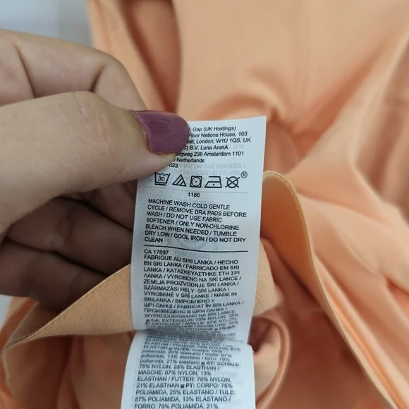 NWT ATHLETA Conscious Cut Out Crop Bra Top (A-C) - Picture 12 of 12